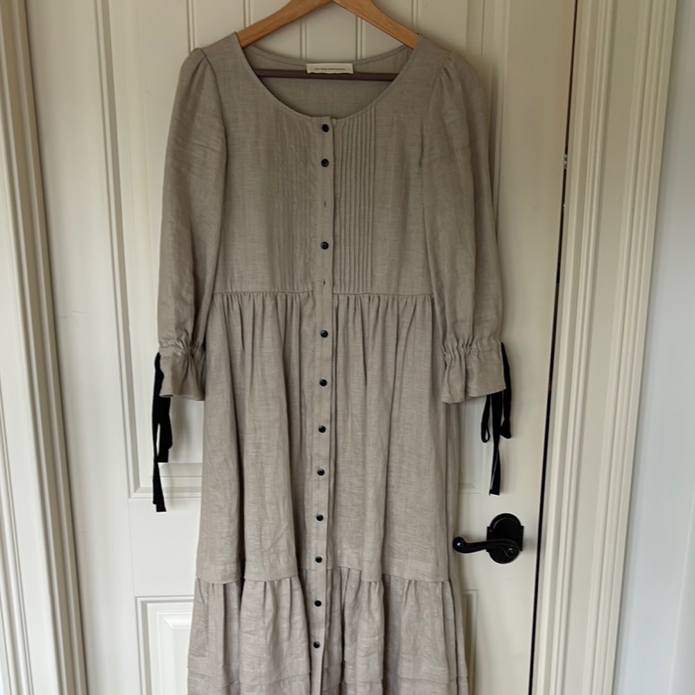 Elegant Beige Button-Down Dress